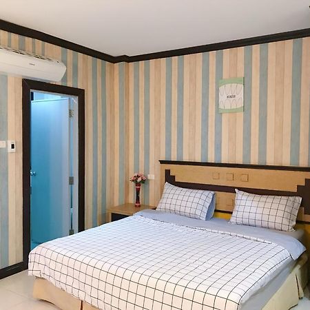 Отель Sea U Honey Patong Экстерьер фото