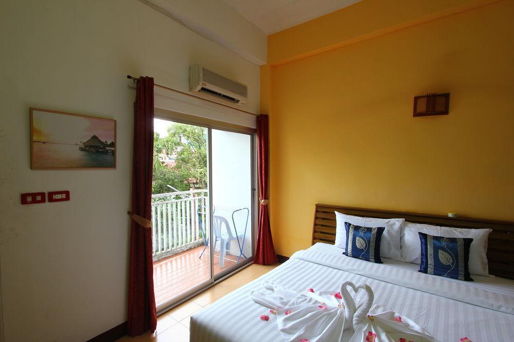 Отель Sea U Honey Patong Экстерьер фото